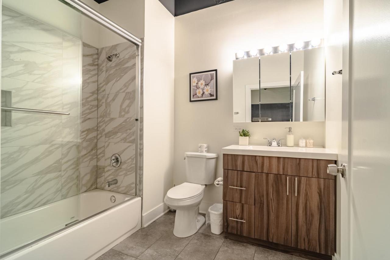 Ideal 3Br Business Or Leisure Rental In Chicago Fully Stocked Kitchen & Fast Internet With Optional Parking Near Soldier Field, Grant Park & Mccormick Place 芝加哥 外观 照片