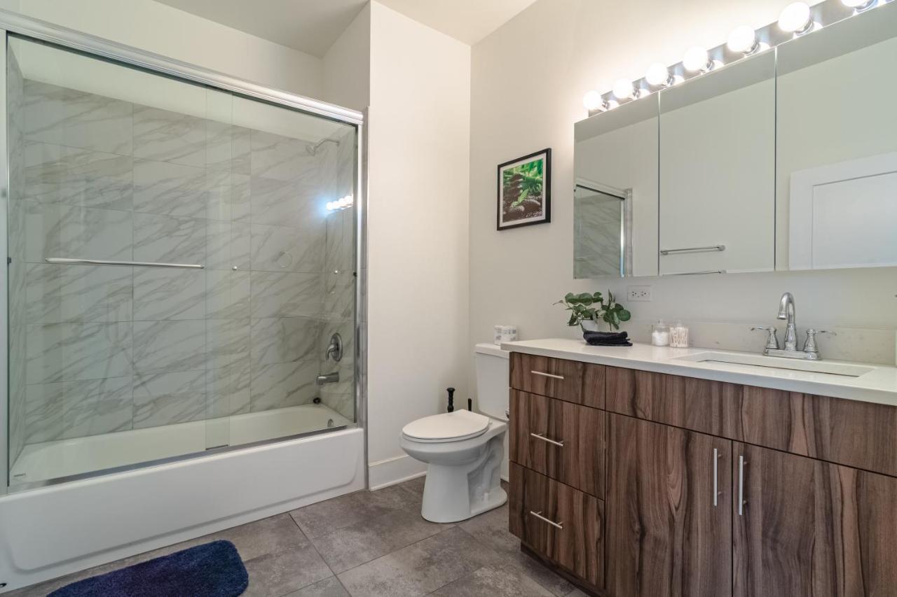 Ideal 3Br Business Or Leisure Rental In Chicago Fully Stocked Kitchen & Fast Internet With Optional Parking Near Soldier Field, Grant Park & Mccormick Place 芝加哥 外观 照片
